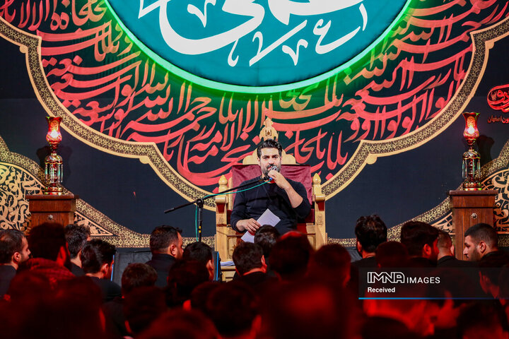 عزاداری دهه اول محرم در هیئت حیدریون