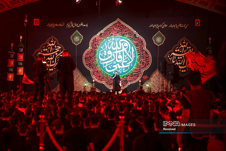 عزاداری دهه اول محرم در هیئت حیدریون