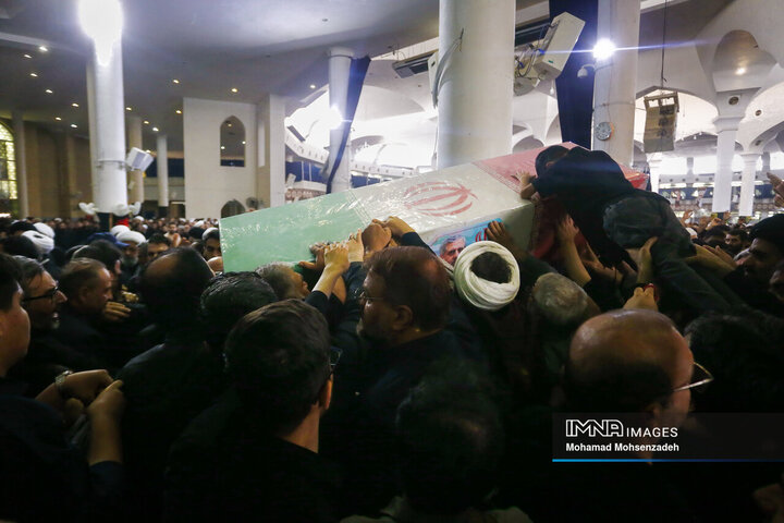 تشییع پیکر سرلشکر شهید «محمد سعید ایزدی» و جانباز شهید «محمد آقازیارتی» در قم