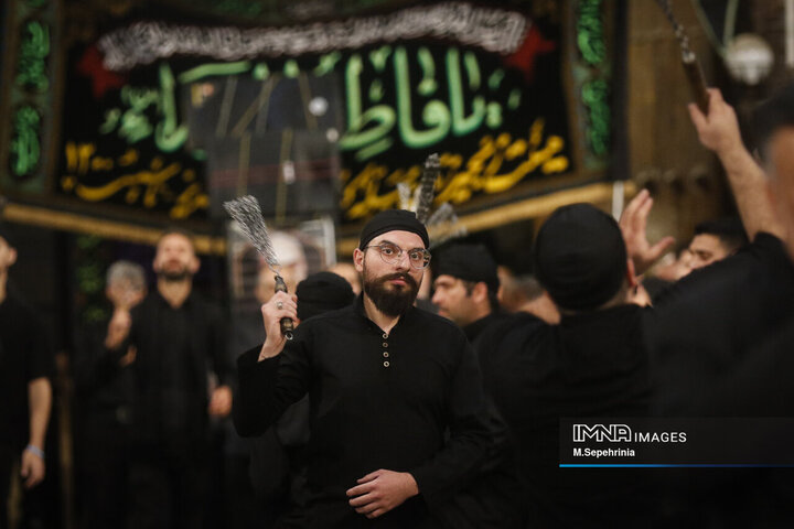 دسته‌های عزاداری اباعبدالله‌الحسین(ع) در بازار تبریز