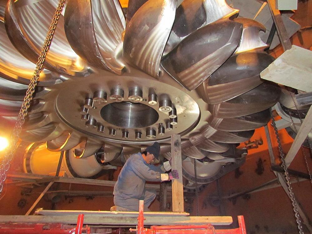 رونمایی از بزرگترین توربین ضربه‌ای جهان در چین