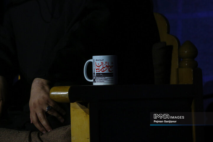 عزاداری شب تاسوعا در هیئت عاشورائیان