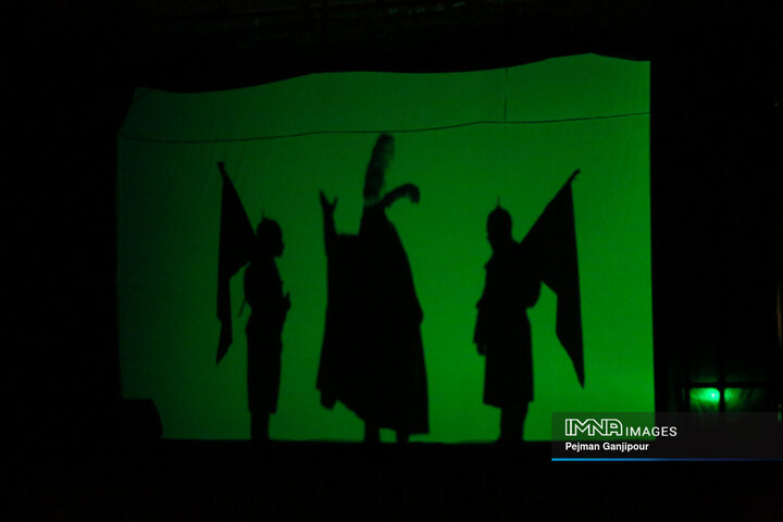 عزاداری شب تاسوعا در هیئت عاشورائیان