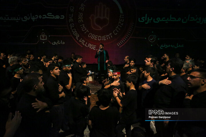 عزاداری شب تاسوعا در هیئت عاشورائیان