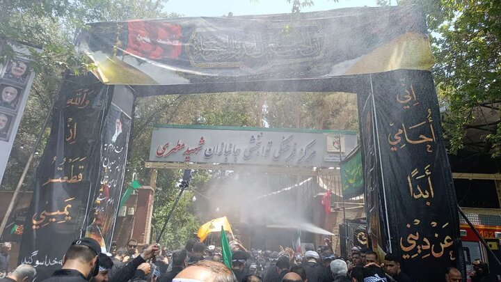 ایران حسین تا ابد پیروز است