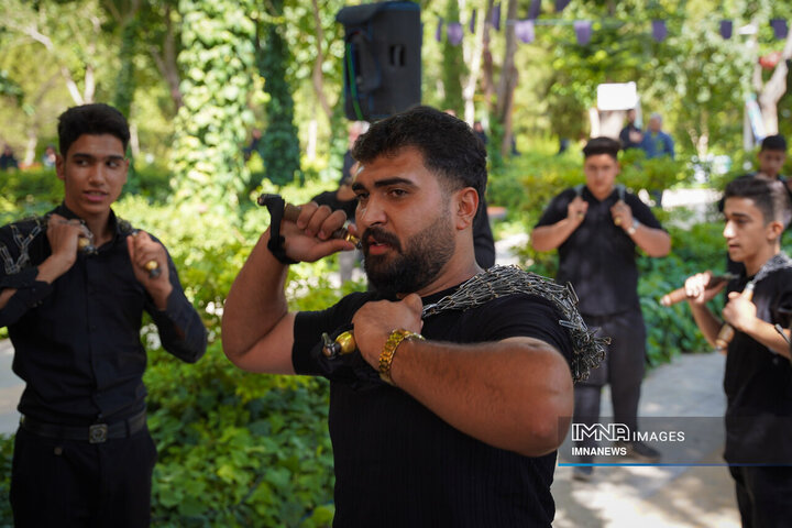 گردهمایی دسته‌های عزاداری خوراسگان در روز تاسوعا