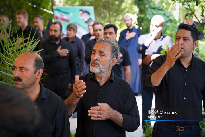 گردهمایی دسته‌های عزاداری خوراسگان در روز تاسوعا