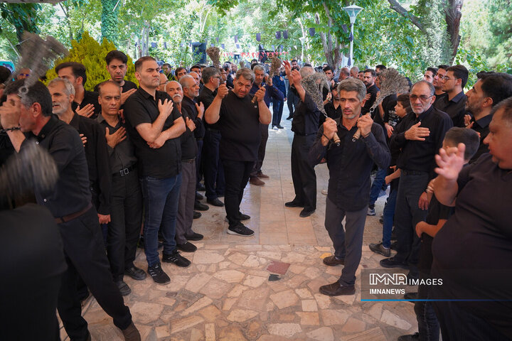 گردهمایی دسته‌های عزاداری خوراسگان در روز تاسوعا