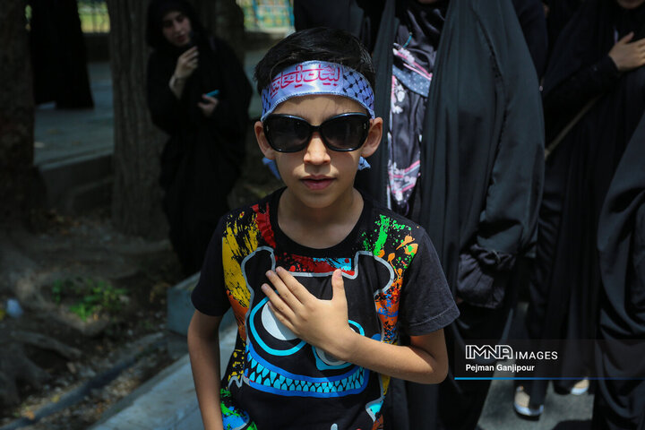 قافله عزاداری ظهر تاسوعا در اصفهان