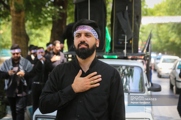 قافله عزاداری ظهر تاسوعا در اصفهان