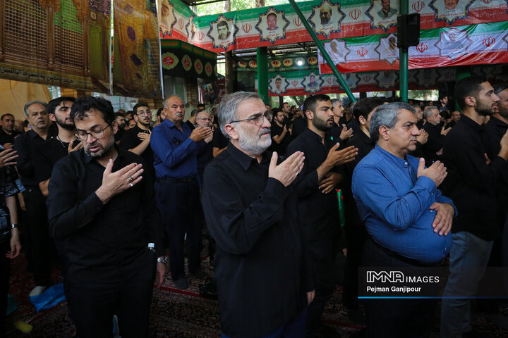 قافله عزاداری ظهر تاسوعا در اصفهان