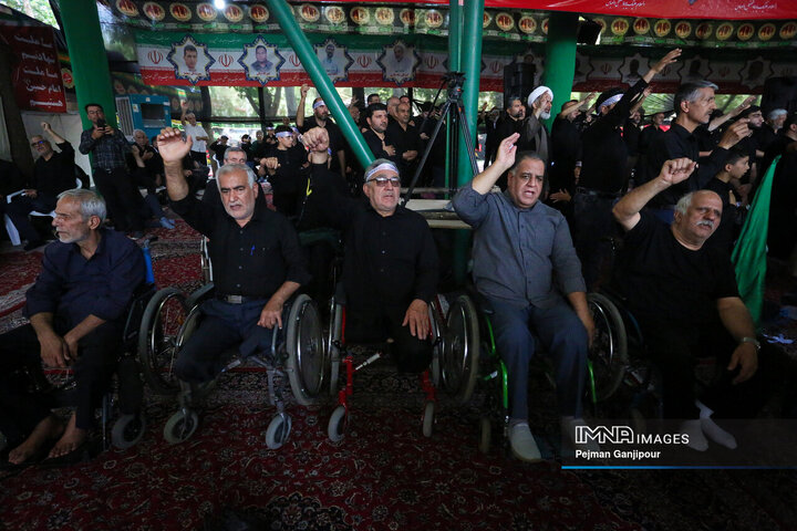 قافله عزاداری ظهر تاسوعا در اصفهان