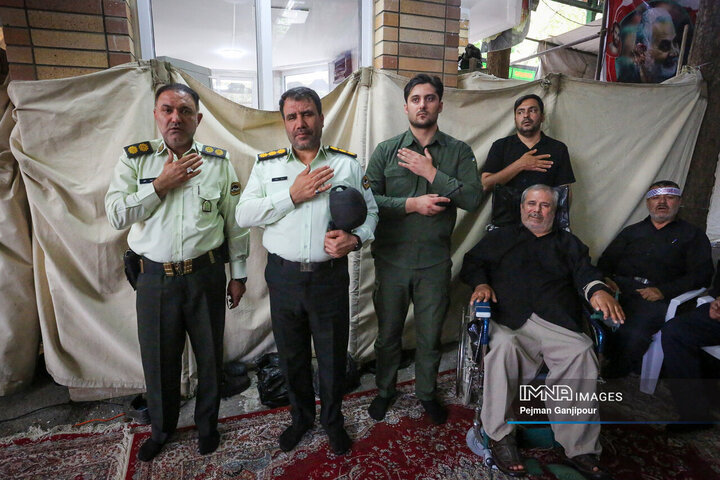 قافله عزاداری ظهر تاسوعا در اصفهان