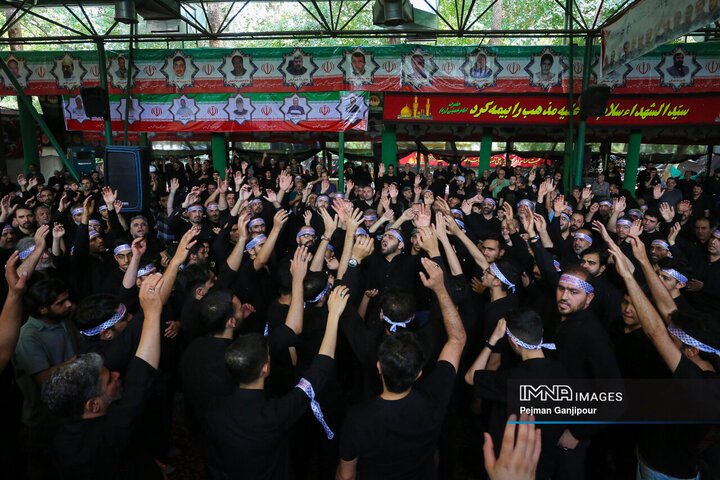 قافله عزاداری ظهر تاسوعا در اصفهان