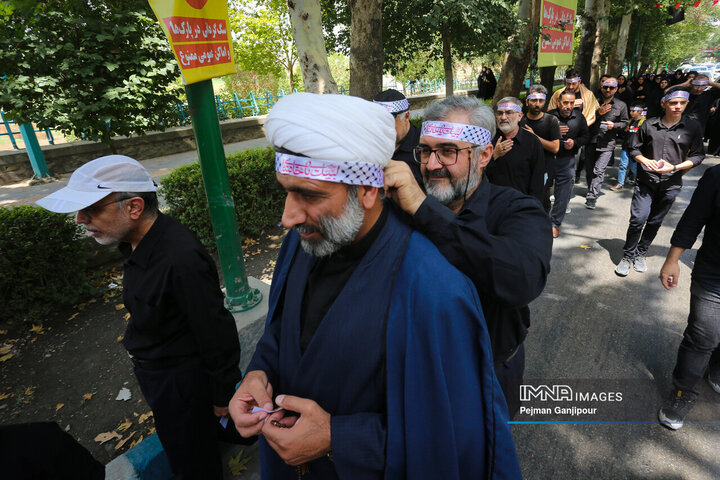 قافله عزاداری ظهر تاسوعا در اصفهان