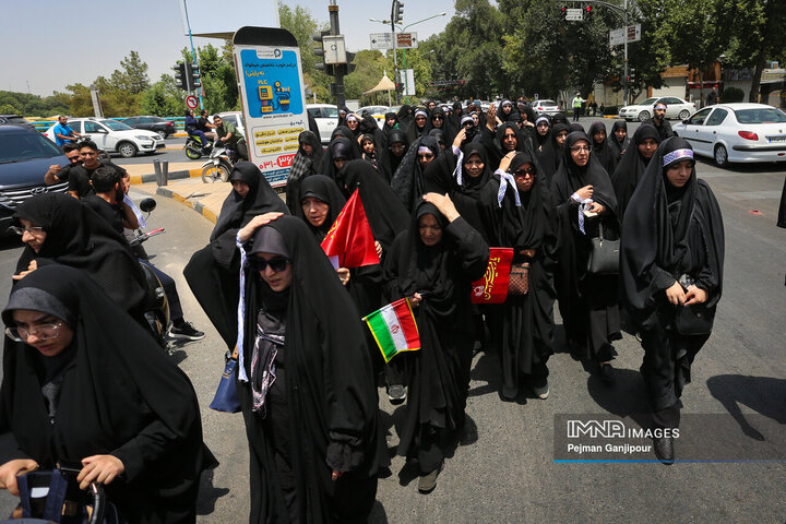 قافله عزاداری ظهر تاسوعا در اصفهان