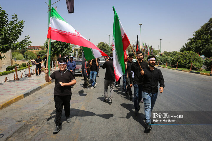 قافله عزاداری ظهر تاسوعا در اصفهان