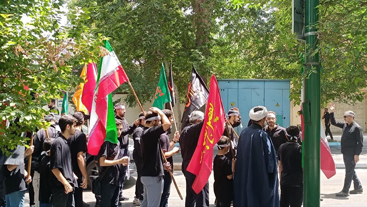 ایرانِ حسین تا ابد پیروز است