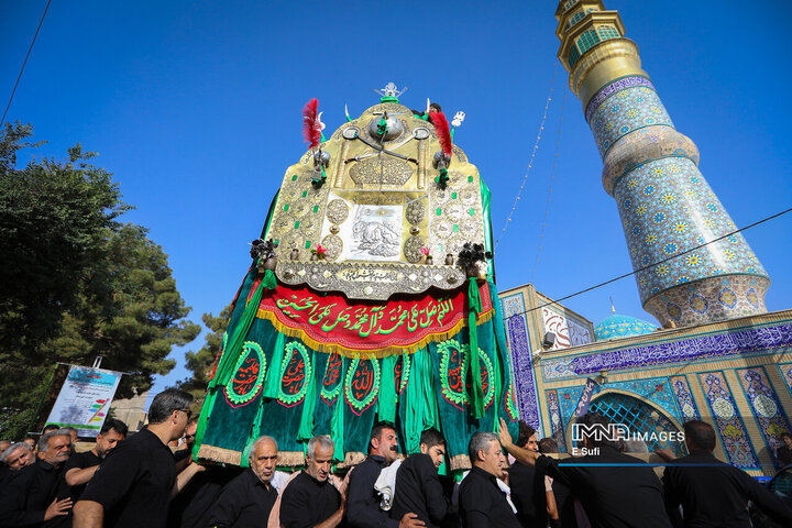 آئین نخل‌گردانی روز عاشورا در خمین