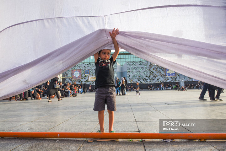 خیمه سوزان میدان امام حسین علیه السلام