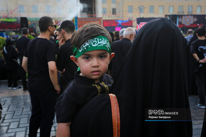 اجتماع عظیم «یوم‌الحسین(ع)» در اصفهان