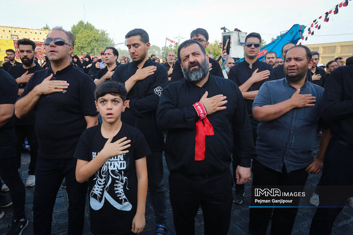 اجتماع عظیم «یوم‌الحسین(ع)» در اصفهان