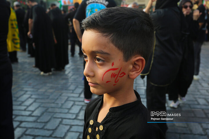 اجتماع عظیم «یوم‌الحسین(ع)» در اصفهان