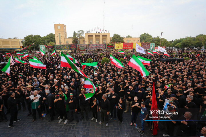 اجتماع عظیم «یوم‌الحسین(ع)» در اصفهان