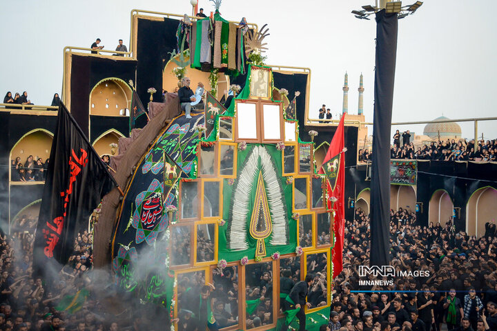 نخل گردانی روز عاشورا در یزد