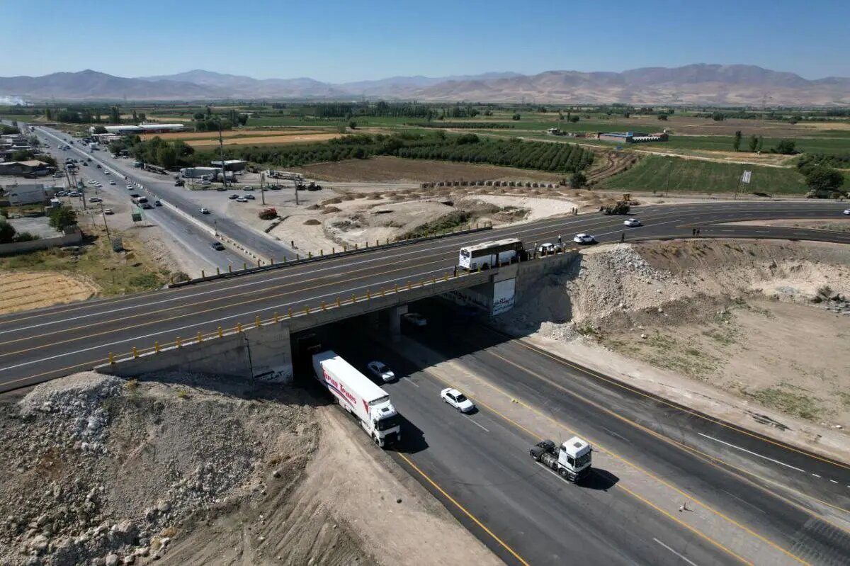 مدیریت ترافیک در پایانههای ششگانه مرزی / توصیههای ایمنی برای زائران