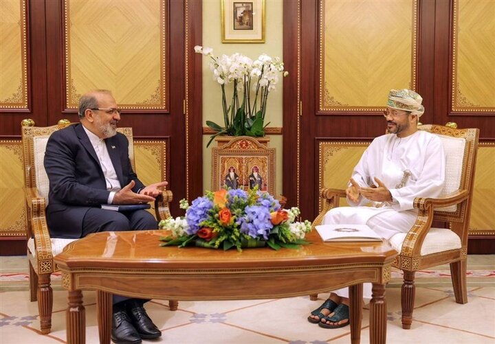 پیام کتبی عراقچی به وزیر خارجه عمان تقدیم شد