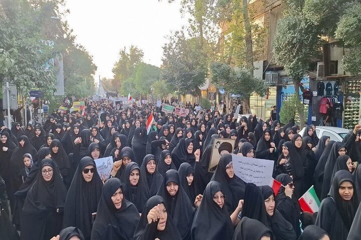 برگزاری اجتماع بزرگ زینبیون در گرگان