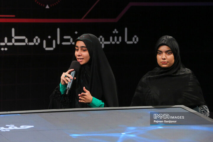 پشت صحنه برنامه تلویزیونی «آیین عشق‌بازی»