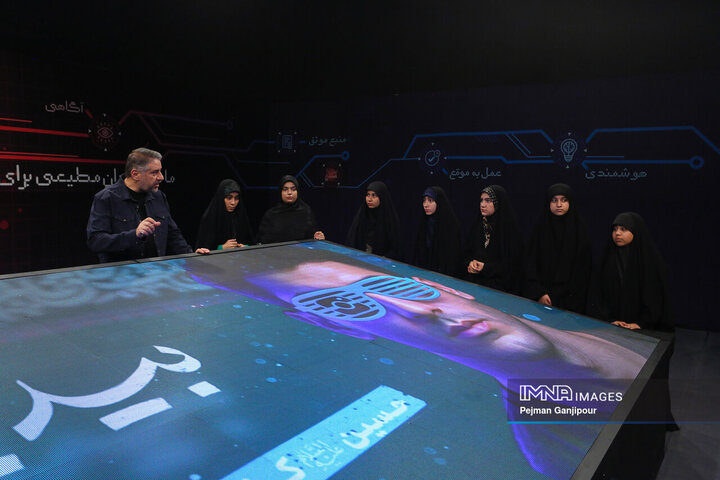 پشت صحنه برنامه تلویزیونی «آیین عشق‌بازی»