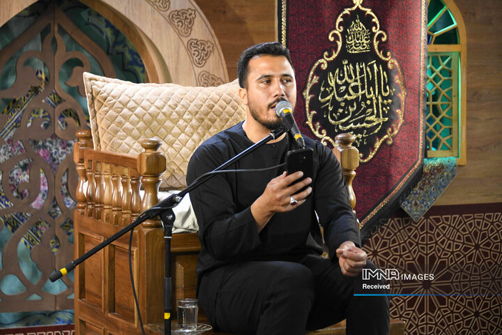 مراسم عزاداری دهه دوم محرم با حضور نماینده ولی فقیه در استان و امام جمعه اصفهان