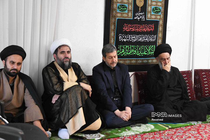 مراسم عزاداری دهه دوم محرم با حضور نماینده ولی فقیه در استان و امام جمعه اصفهان