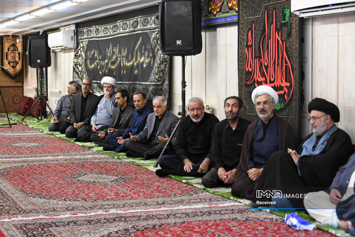 مراسم عزاداری دهه دوم محرم با حضور نماینده ولی فقیه در استان و امام جمعه اصفهان