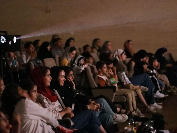 سینماسیار انجمن سینمای جوانان ایران، پیام‌آور شادی و امید برای کودکان در روزهای مقاومت