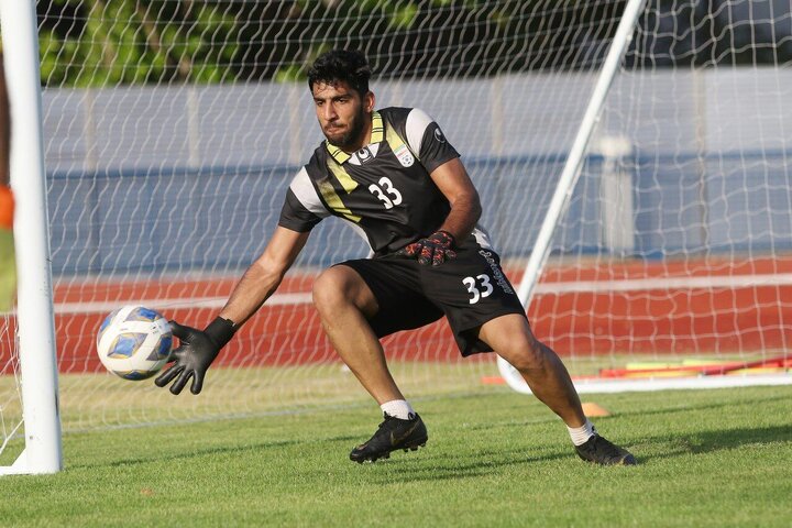 حبیب فر عباسی به استقلال پیوست + عکس و آمار