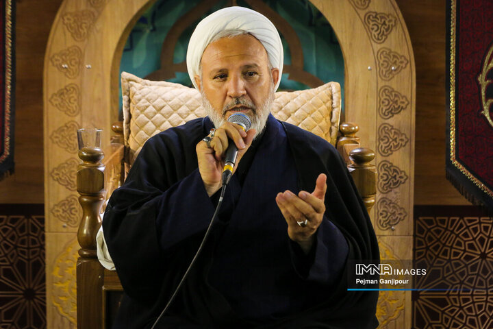 سومین روز عزاداری دهه دوم محرم در دفتر امام جمعه اصفهان