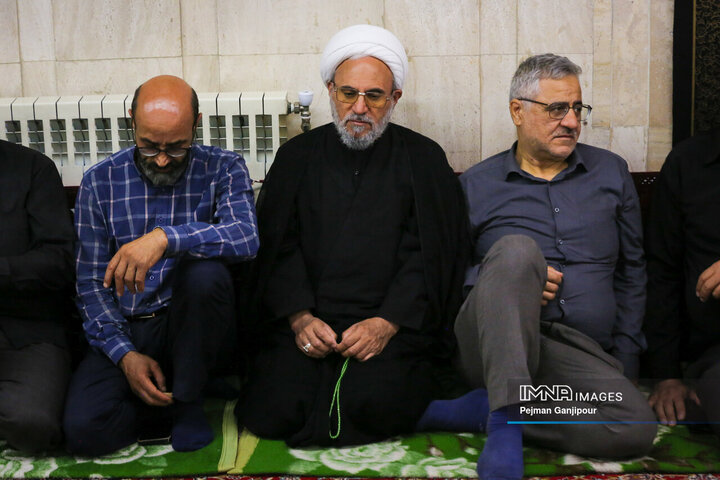 سومین روز عزاداری دهه دوم محرم در دفتر امام جمعه اصفهان