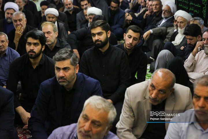 سومین روز عزاداری دهه دوم محرم در دفتر امام جمعه اصفهان
