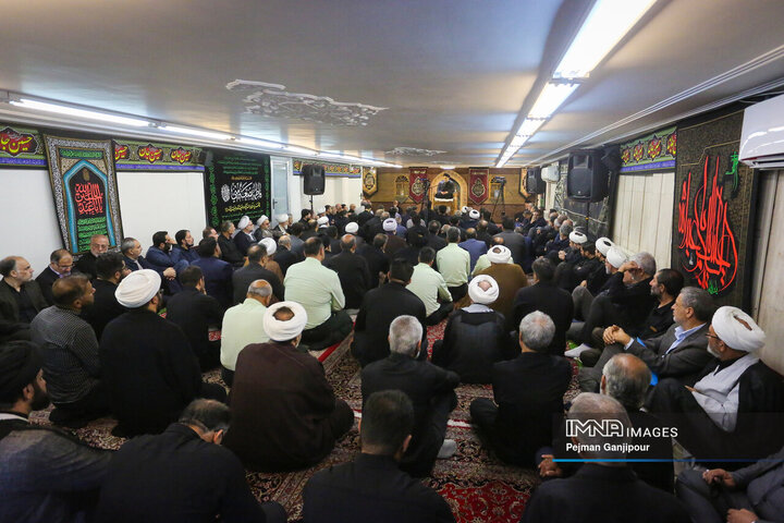 سومین روز عزاداری دهه دوم محرم در دفتر امام جمعه اصفهان