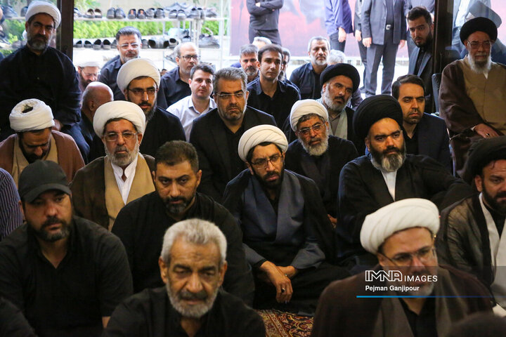 سومین روز عزاداری دهه دوم محرم در دفتر امام جمعه اصفهان