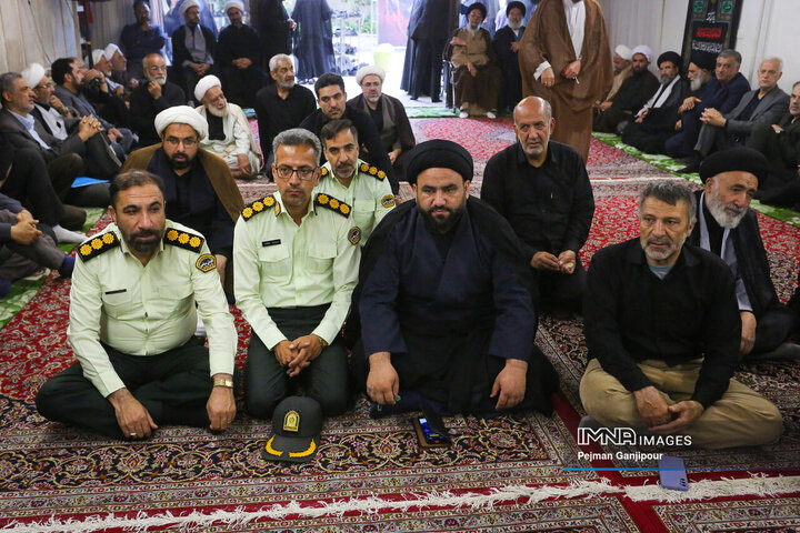 سومین روز عزاداری دهه دوم محرم در دفتر امام جمعه اصفهان