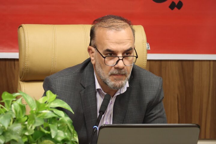 حضور ۷۰۰ اثر از ۲۹۶ هنرمند ایران در سوگواره هنری سرو سرخ کرمان