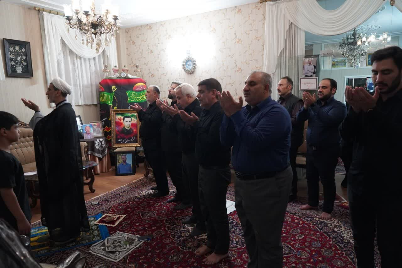 رئیس کل دادگستری استان اصفهان با خانواده شهدای جنایت رژیم صهیونیستی دیدار کرد