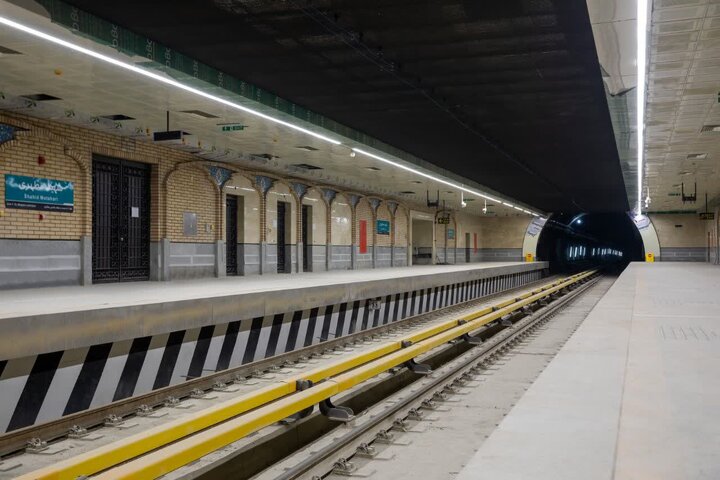 تحویل واگن‌های متروی قم تسریع شود