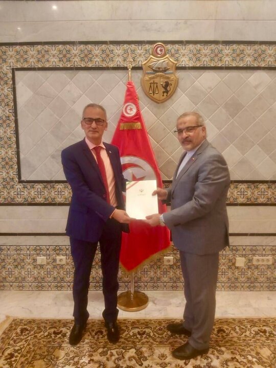 ابلاغ نامه عراقچی به قائم مقام وزارت خارجه تونس