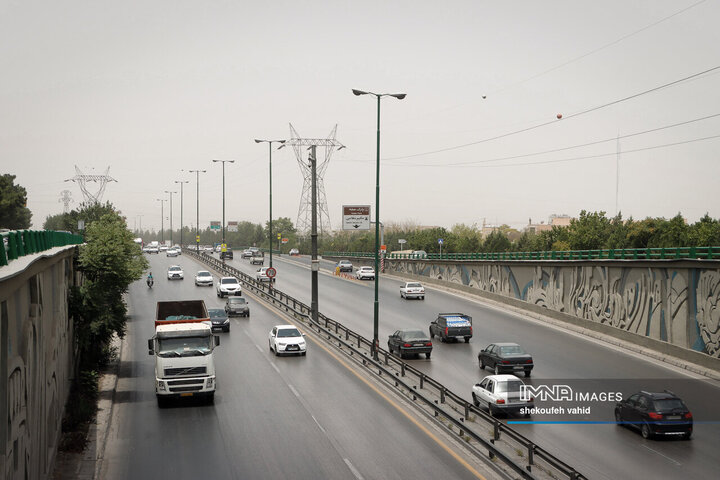 هوای غبارآلود اصفهان